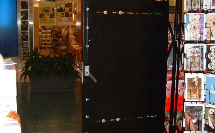 Egress Plate and Handle