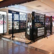 S04-1™ Duty Free Kiosk Dior S04-1™ Duty Free Kiosk Dior