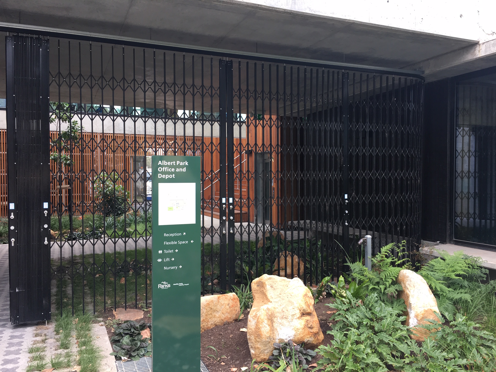 Heritage Security Council Government Doors