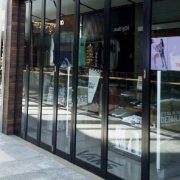 Glass-bifold-image-4 Glass-bifold-image-4