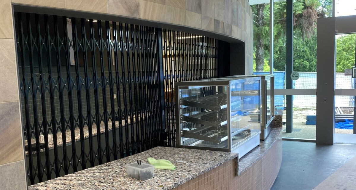 commercial S08 curved folding security door