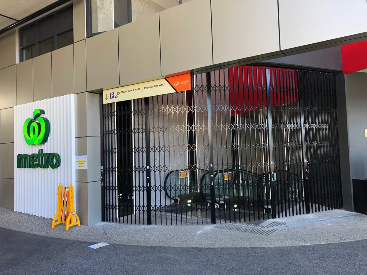 Stylish Curved Trellis Door - multiple commercial applications sydney