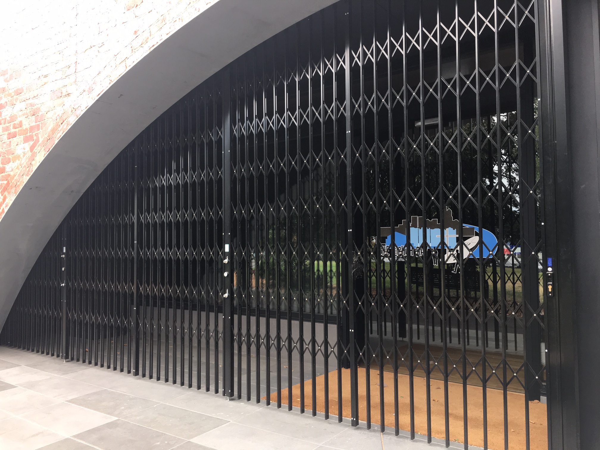 Expandable Barriers for Retail, Hospitality, Industrial & Commercial