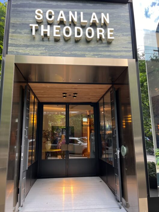 Expandable Security Barriers for Australian Luxury Fashion Brand